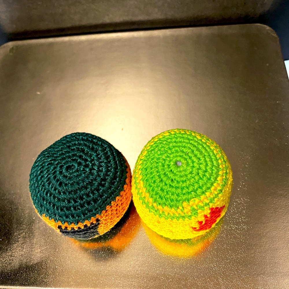 HACKY SACK BALL VINTAGE HANDMADE WOVEN GUATEMALAN STRESS BALLS BUNDLE OF 2 - Picture 4 of 5